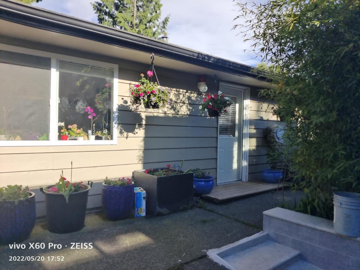 Romantic Homestay Coquitlam Luaran gambar
